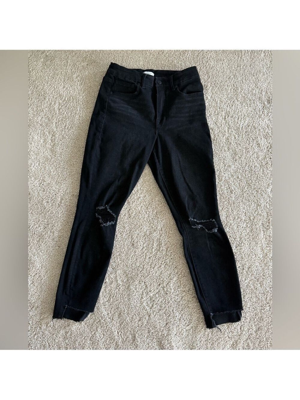 Good American Skinny Black Distressed Crop Jeans Size 8 - Picture 2 of 6